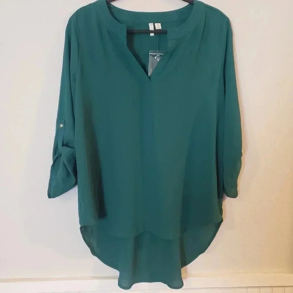 C EST 1946 Green Tunic Top NWT - Picture 1 of 4
